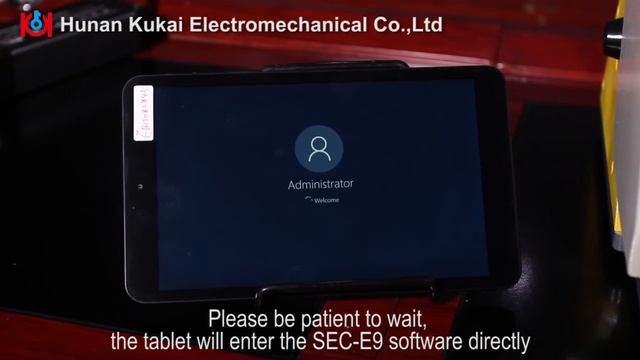 Правильное включение и выключение станка SEC E9 смотреть онлайн