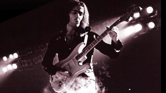 Want to sound a bit like Ritchie Blackmore for not much money? смотреть онлайн