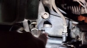 Рабочий цилиндр сцепления шкода фабиа MK2. потек. уходит тормозная жидкость.