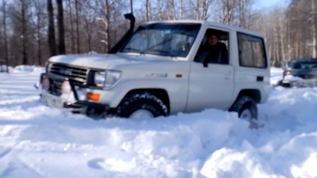 под ЛЭП на Ниве и LC70