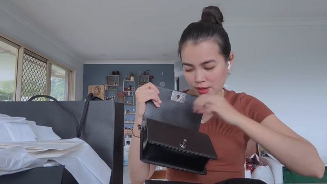Boy chanel bag unbox смотреть онлайн