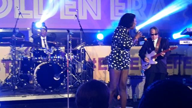 Essence Fest 2019 Erica Falls - Alright смотреть онлайн