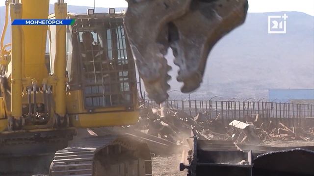 Бывший металлургический цех демонтируют в Мурманской области смотреть онлайн