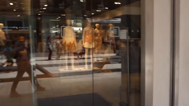 VLOG 27.05.19 ШОППИНГ В ЦЕНТРЕ БАРИ. У нас сильный ветер смотреть онлайн