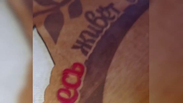 КЛЮЧНИЦА С ПОЛКОЙ. СУВЕНИРЫ ИЗ ДЕРЕВА.