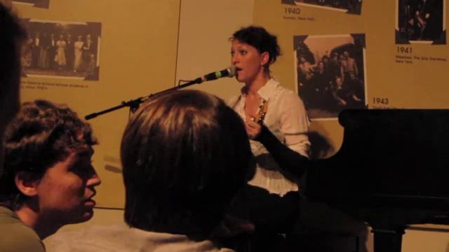 Amanda Palmer - Ukulele Anthem, Portland, OR July 21, 2012