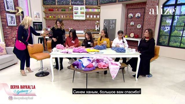 ДЕТИ ВЯЖУТ из Alize Puffy смотреть онлайн