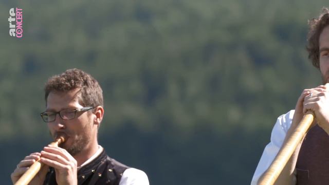 HOPE@HOME onTOUR Ep13: Die Chiemseer Alphornbläser mit "Hoch auf'm Berg, tief im Tal" смотреть онлайн