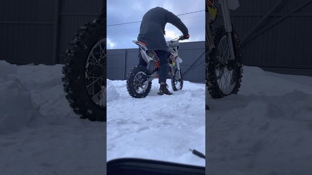 Запуск BSE ph 150e ,зимой -10 смотреть онлайн