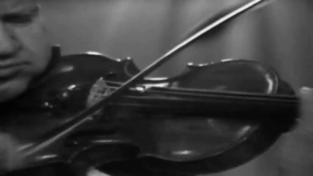 DAVID OISTRAKH, violin. J.Brahms - Scherzo, C.Debussy - Clair de lune [Frida Bauer, piano] смотреть онлайн