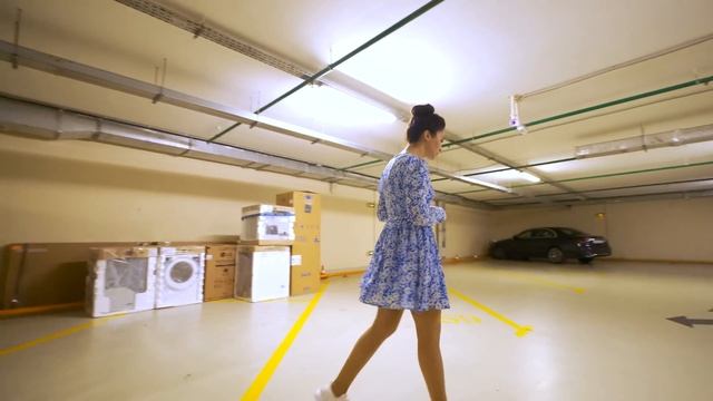 2 КРУТЫХ КВАРТИРЫ ЛУИ ВИТТОН И ВЕРСАЧЕ в морпорту СОЧИ! Обзор ЖК «Красная площадь» у Черного моря смотреть онлайн