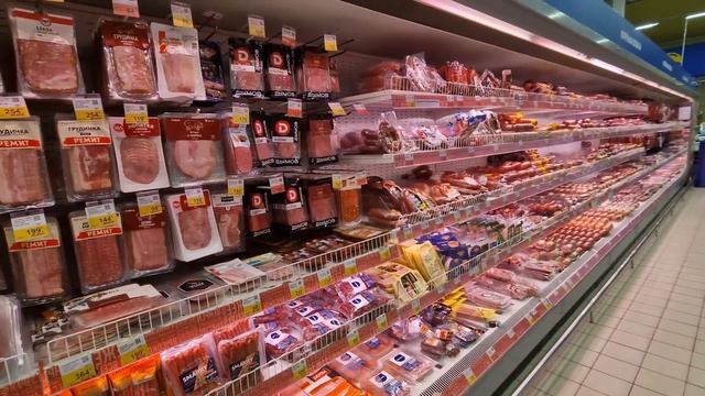 Russian TYPICAL Hypermarket Tour: Lenta