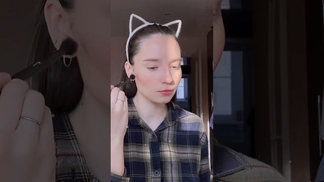 Идеальный макияж на каждый день | Макияж для зимней прогулки | Нежный макияж глаз смотреть онлайн