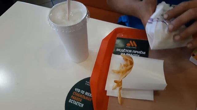 Жизнь в России сегодня. Покупка нового телефона для блогера. смотреть онлайн