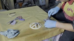 Удаление ХРОМА с пластика l ремонт, восстановление значка Volkswagen..