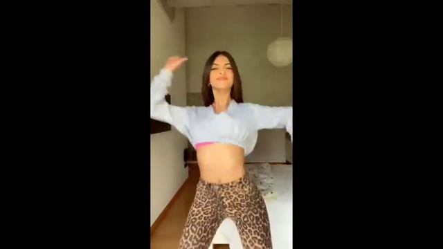 Dancing Tik Tok ? Танцы Тик Ток ?? смотреть онлайн