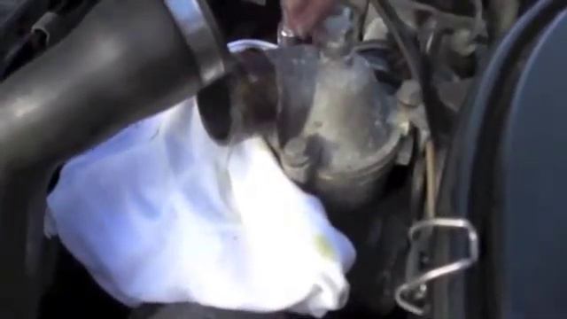 Mercedes 190E 2.6 (W201, M103) - Thermostat Replacement