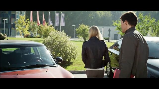 Знакомство на автостоянке смотреть онлайн