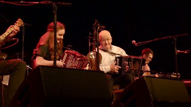 Party in O Neill's смотреть онлайн