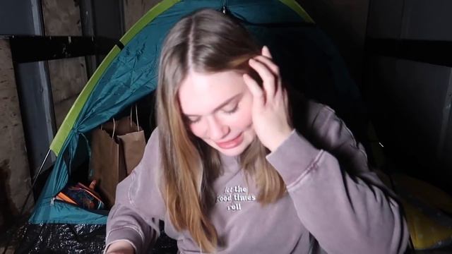 24 ЧАСА В ГРУЗОВИКЕ С КОТОМ И СОБАКОЙ | ПОТЕРЯЛИ БИЛЛИ НА ХОДУ смотреть онлайн