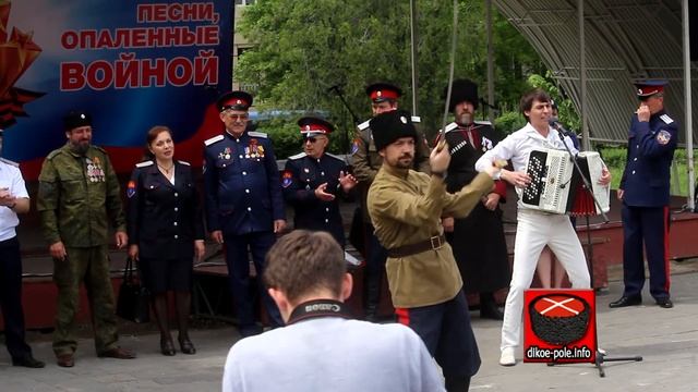 Луганские казаки в день Республики устроили народный праздник смотреть онлайн