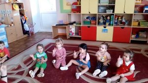 Пальчиковая гимнастика Ладушки ладошки