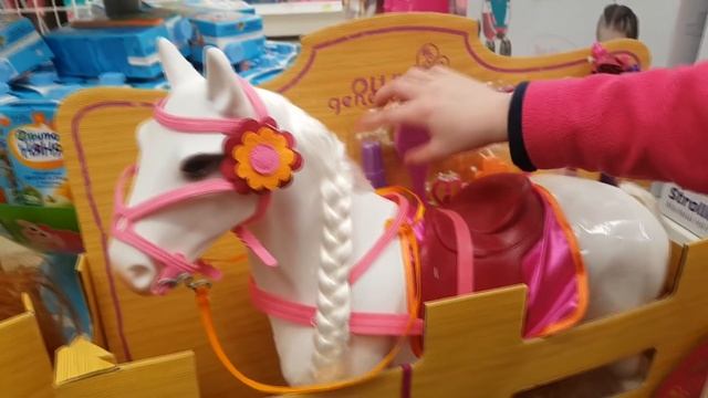 МНЕ КУПИЛИ ЛОШАДЬ ? ИГРУШЕЧНАЯ ИЛИ НАСТОЯЩАЯ? ПОКУПКА ЛОШАДИ В МАГАЗИНЕ смотреть онлайн
