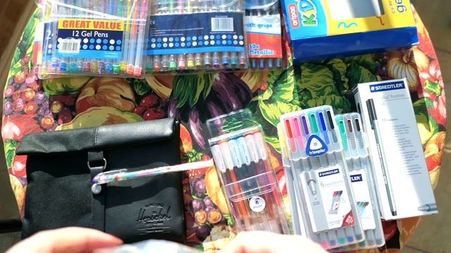 Чем я рисую и раскрашиваю раскраски антистресс. Моя коллекция гелевых ручек. смотреть онлайн