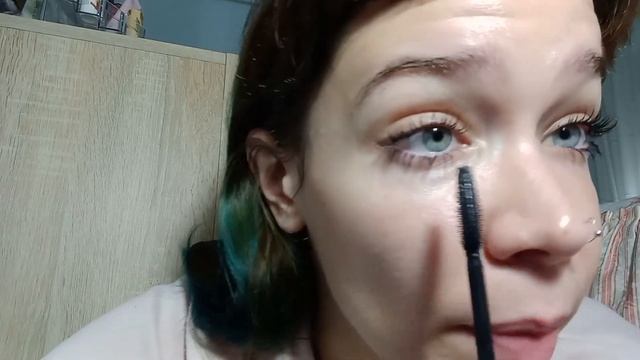 Loreal Mascara Million lashes Feline смотреть онлайн