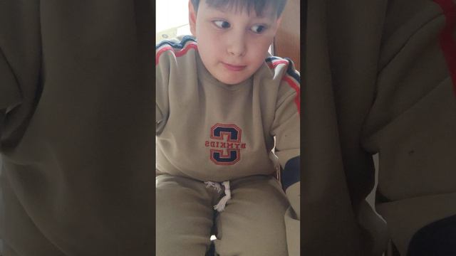 я начал снимать видео про футбольные карточки, а не про стандофф2 смотреть онлайн