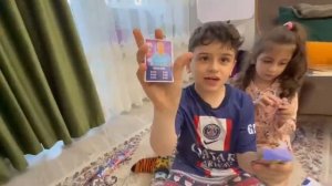 Я с сестрой открываем Футбольные карты 10.05.2023