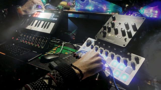 Waldorf Streichfett | Uno Synth - Space Jam