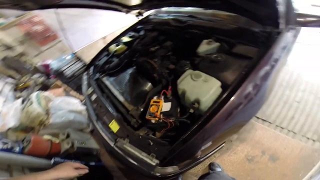 OPEL OMEGA A CD Diamant 1993. Будни Омегавода. Есть 14 вольт! Ура! смотреть онлайн