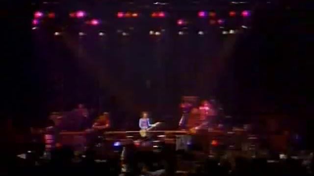 REO Speedwagon - Ridin' The Storm Out (1981)