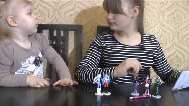 Папка с аксессуарами Монстер Хай/Folder with accessories Monster High смотреть онлайн