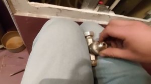 неравномерное давление в водопроводе? как настроить редуктора без манометров.