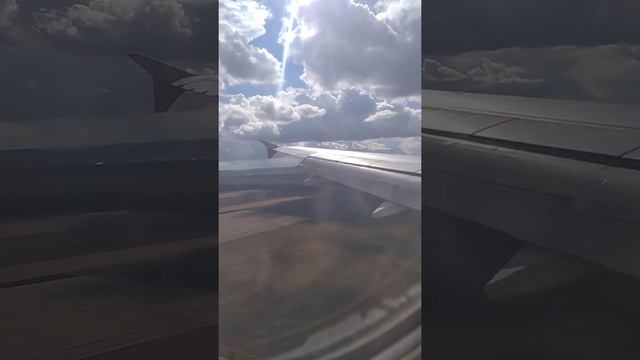 Самолёт Airbus A320 Ural Airlines (Уральские авиалинии) Сочи-Екатеринбург (Посадка)