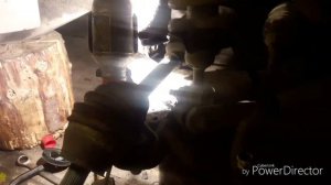 Ниссан Патфайндер r51 меняем подвесно подшипник на переднем редукторе(мост)