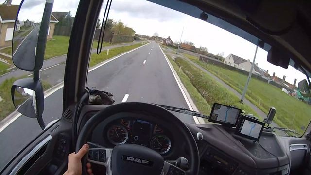 Experience Real-Time Truck Driving On Iconic French Roads With DAF XF 106