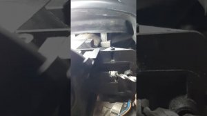 Как снять замок зажигания на шкода актавия а5 2008г