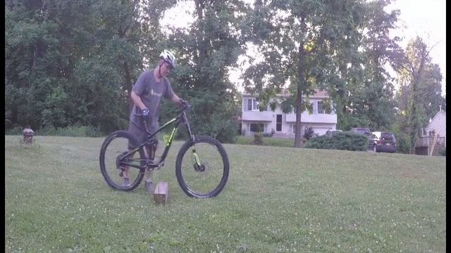 Learning to Bunny Hop and Manual - Check Point 1 смотреть онлайн