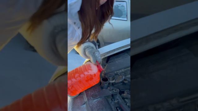 Замёрзла омывайка 🥶 Что делать? смотреть онлайн