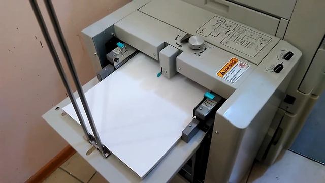 Дупликатор Duplo 460H непревзайденное качество и отличная работа на картоне.