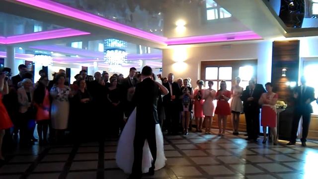 Pierwszy taniec młodej pary walc смотреть онлайн