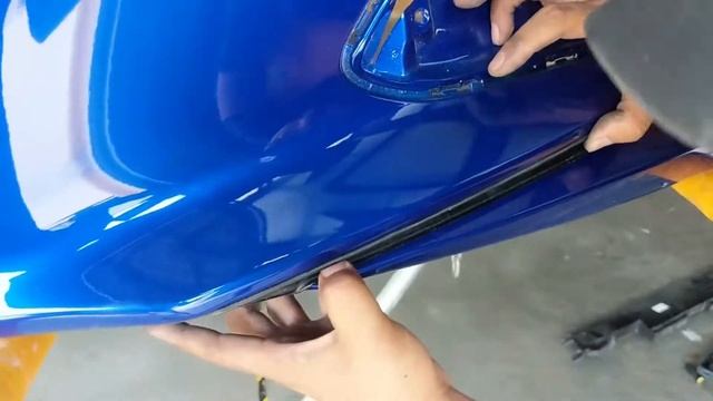 How to replace your 2018-2020 Honda Accord Front Grille (2 of 3) смотреть онлайн