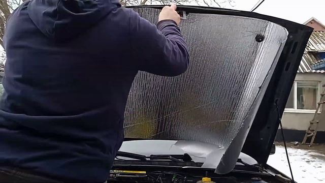 УТЕПЛИТЕЛЬ (ШУМКА) ПОД КАПОТОМ. АУДИ 80. смотреть онлайн