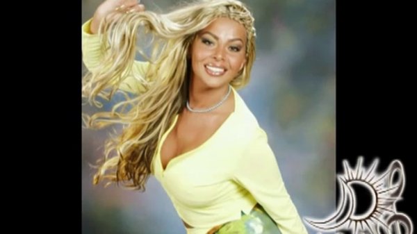 Aygun Kazimova 'Boş'