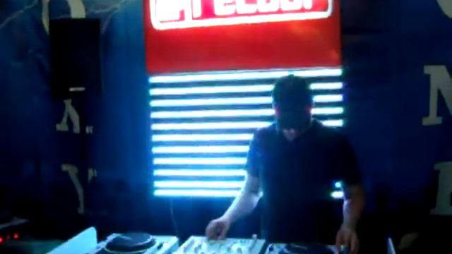 DJ Sasha Justin (Атмосфера \ www.artatmosfera.ru) смотреть онлайн