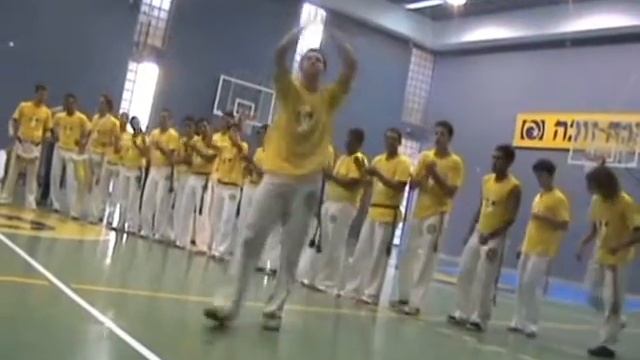 Capoeira De Nazareth cordao de ouro israel Batucada part2 смотреть онлайн