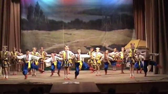 Ансамбль народного танца "Джерельце" г.Шостка (Ярослав Ильяшенко) смотреть онлайн